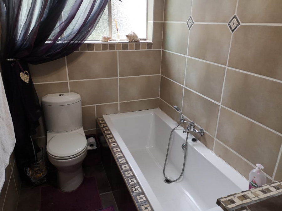 3 Bedroom Property for Sale in Retief Eastern Cape